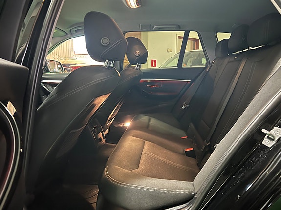 BMW 318 14 of 25