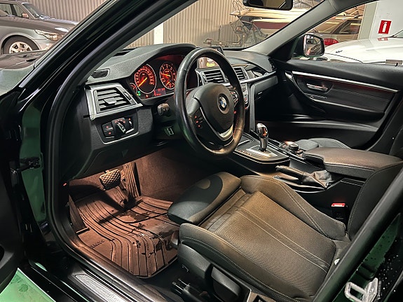 BMW 318 11 of 25