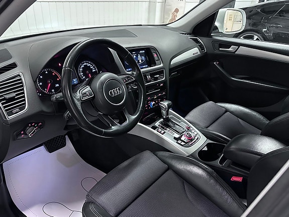 Audi Q5 13 of 27