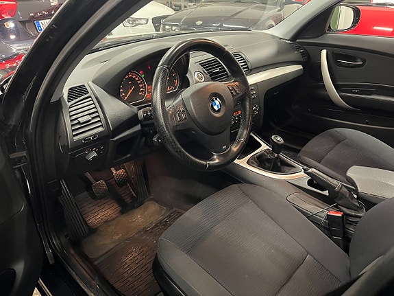 BMW 120 9 of 12