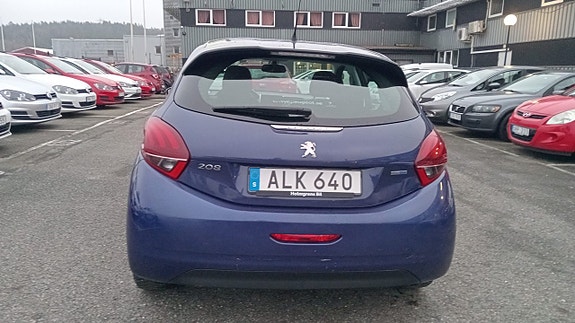 Peugeot 208 6 of 10