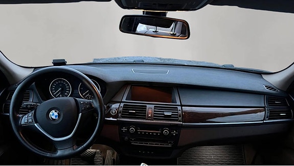 BMW X5 6 of 6