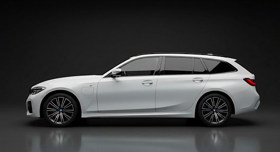 BMW 330e 4 of 30