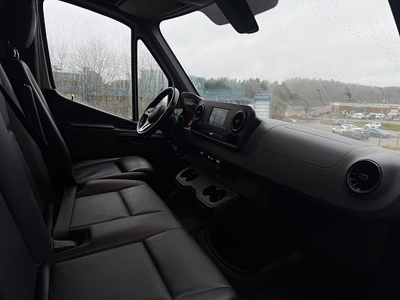 Mercedes-Benz Sprinter - 7