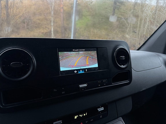 Mercedes-Benz Sprinter - 9