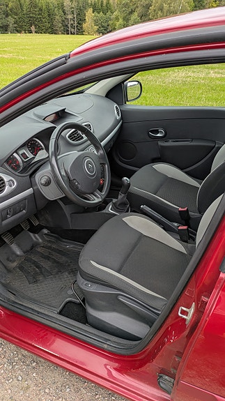Renault Clio 4 of 5