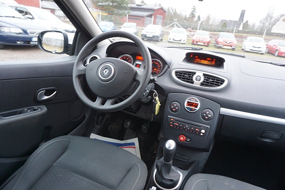 Renault Clio 5 of 6