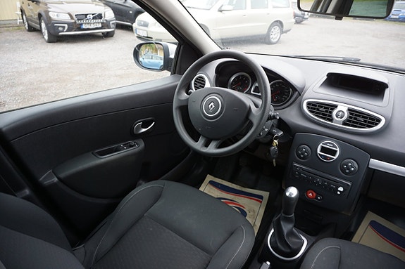 Renault Clio 5 of 7