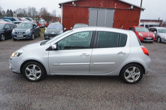 Renault Clio 3 of 6