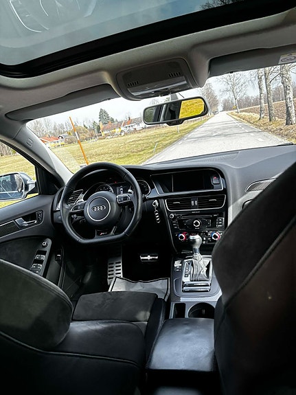 Audi RS4 6 of 19