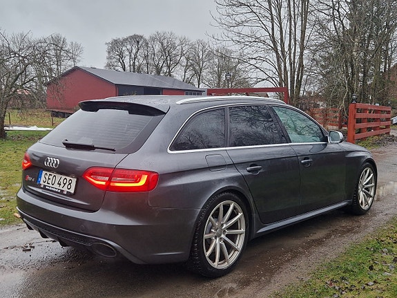 Audi RS4