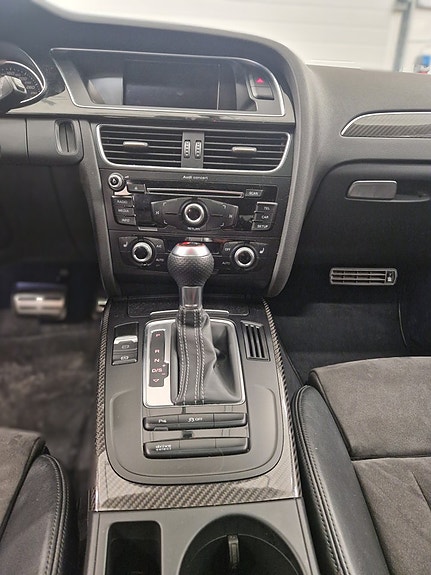 Audi RS4 17 of 19
