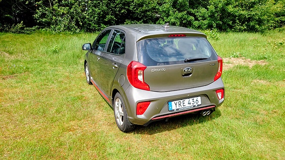 Kia Picanto 3 of 10