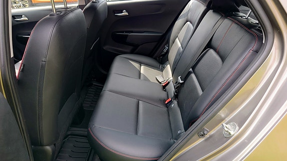 Kia Picanto 6 of 10