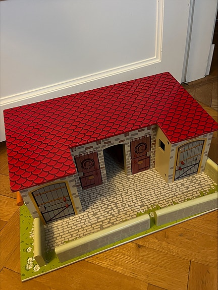 Product image 1 of 4