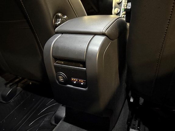 Volvo XC60 13 of 24