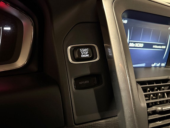 Volvo XC60 19 of 24