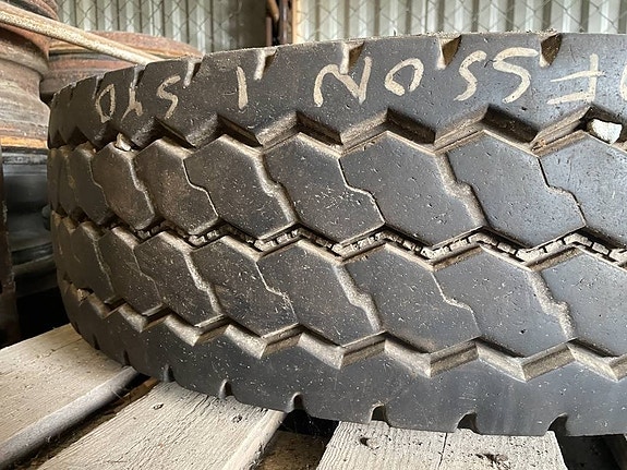 Falken Hjul 10 bultad 265/70R19.5 konad 2 of 3
