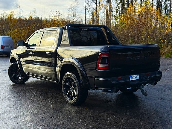 Dodge RAM 1500 3 of 5