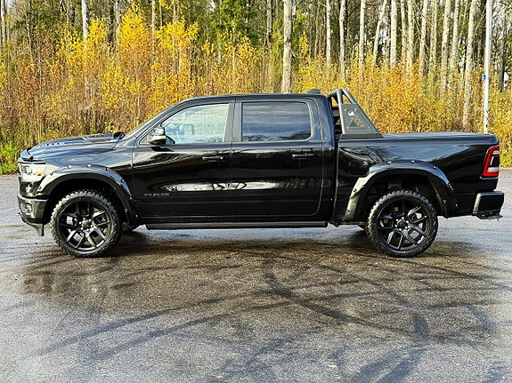 Dodge RAM 1500 2 of 5