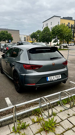 Seat Leon 3 of 5