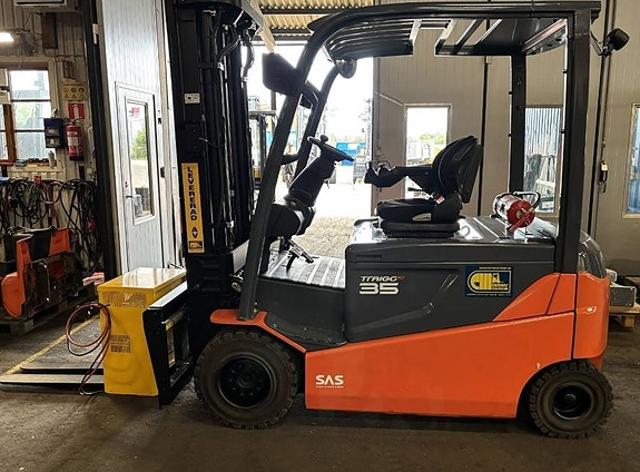 Toyota truck 8 FBMT 35