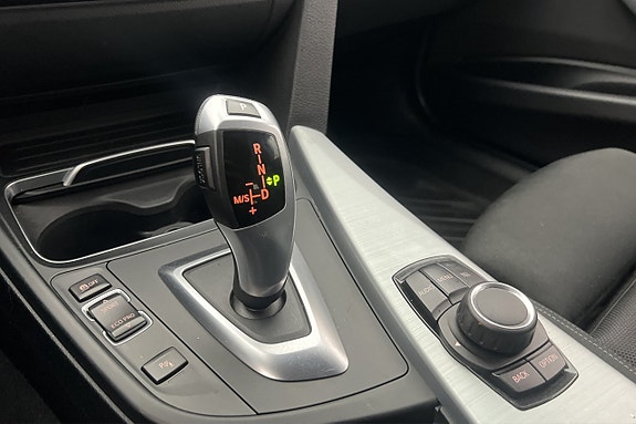 BMW 320 19 of 28