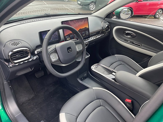 JAC E30X 3 of 17
