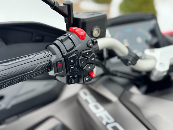 CFMOTO NYA ATV CFORCE 850 TOURING PRO  O.M.G Leverans PLOGKAMPANJ 5 of 17