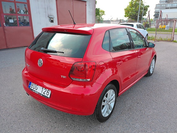 Volkswagen Polo 3 of 5