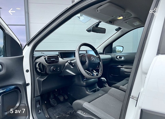 Citroen C4 Cactus 7 of 9