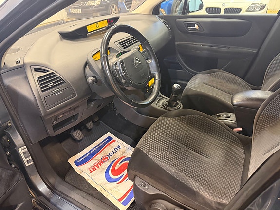 Citroen C4 12 of 16