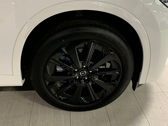 Mazda CX-80 7 of 19