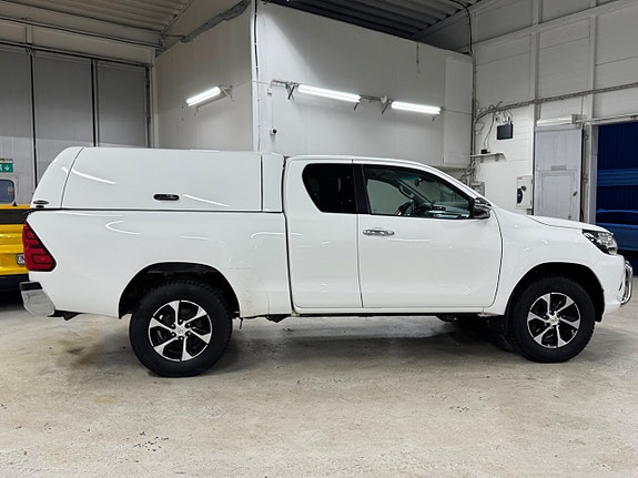 Toyota HiLux 6 of 25