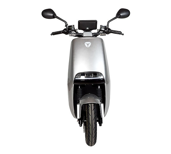 YADEA G5 Silver 2 of 2