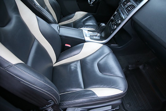 Volvo XC60 22 of 26