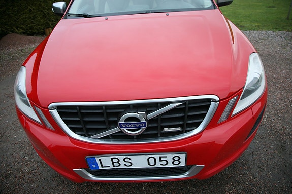 Volvo XC60 8 of 26