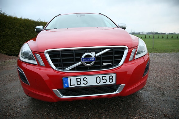 Volvo XC60 10 of 26