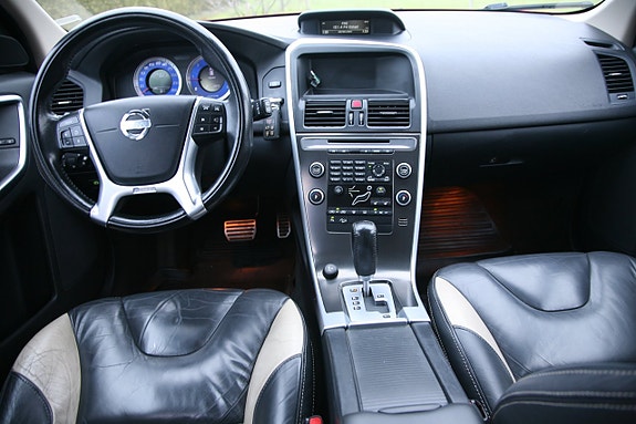 Volvo XC60 19 of 26