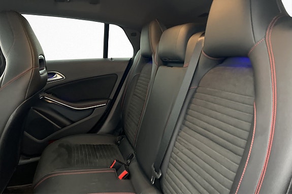 Mercedes-Benz CLA220 d 23 of 24