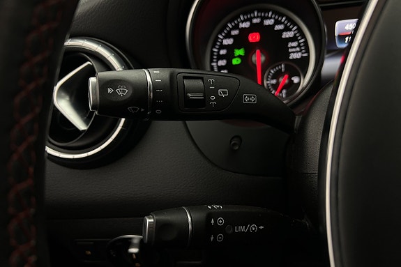 Mercedes-Benz CLA220 d 11 of 24