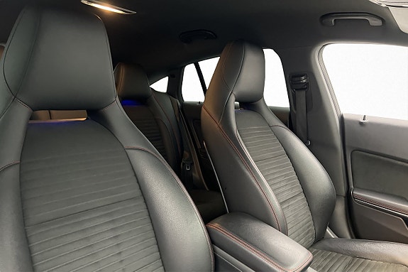 Mercedes-Benz CLA220 d 22 of 24