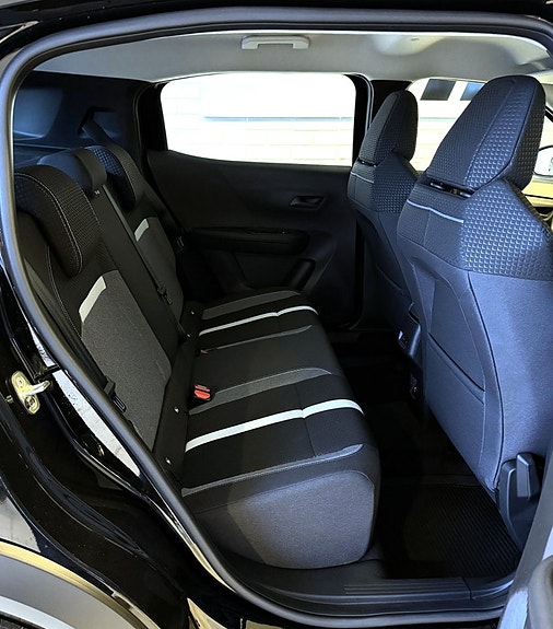Opel Frontera 11 of 15