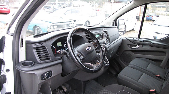 Ford Transit Custom 5 of 5