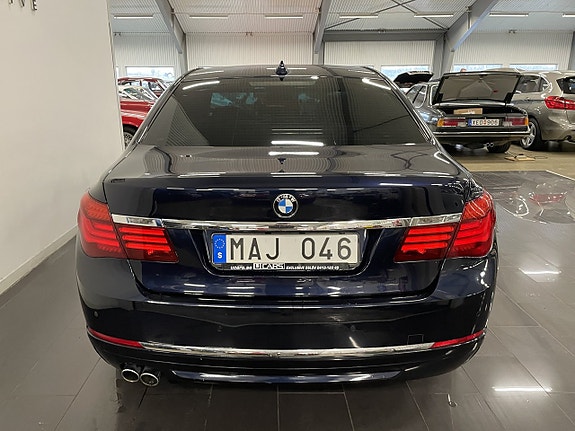 BMW 730 4 of 5