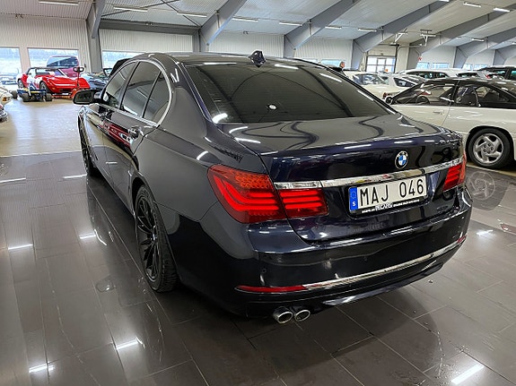 BMW 730 5 of 5