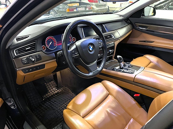 BMW 730 11 of 28