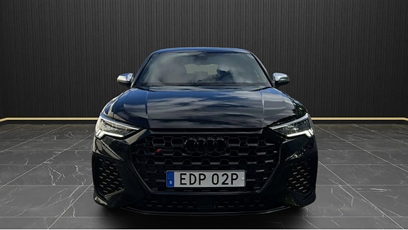Audi Q3 6 of 13