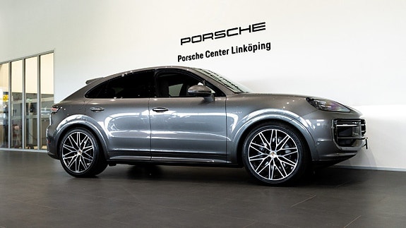 Porsche Cayenne Coupe 3 of 5
