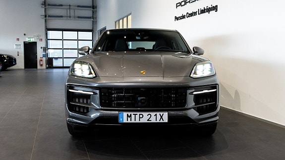 Porsche Cayenne Coupe 2 of 5